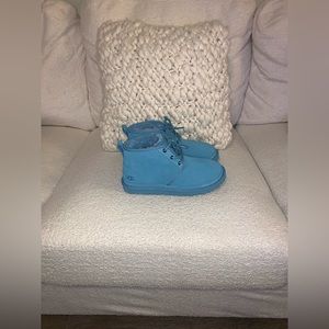 Uggs Neumel Boots (US Men’s Size 6 / US Women’s Size 7.5-8)
